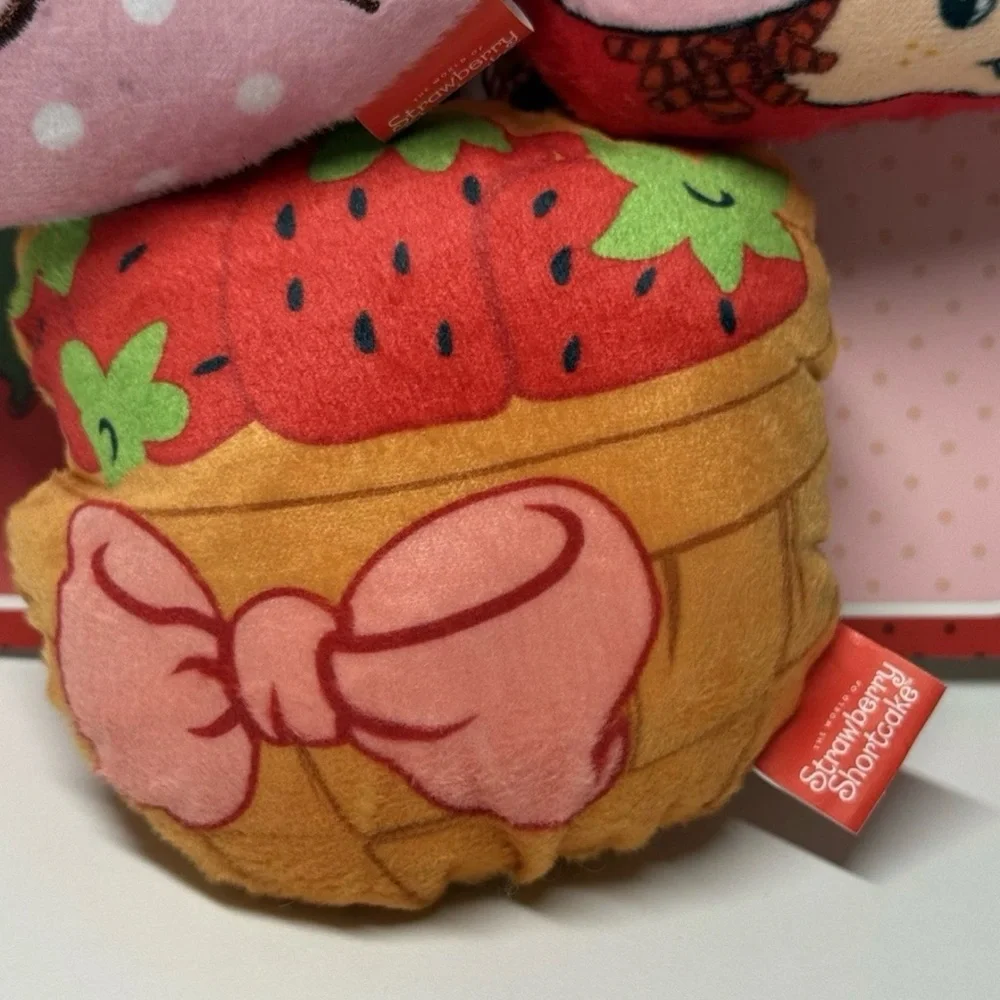 Strawberry Shortcake Dog Toys 3pk Stuffed With Squeaker